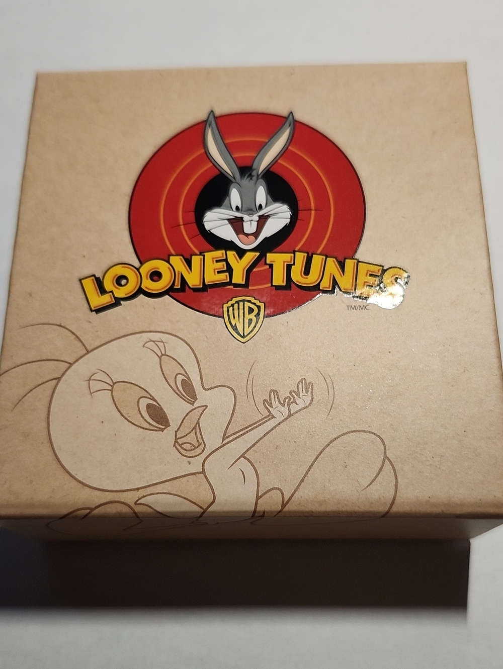 Warner Bros. Looney Tunes Beige Panel with Red Logo and Yellow Accents